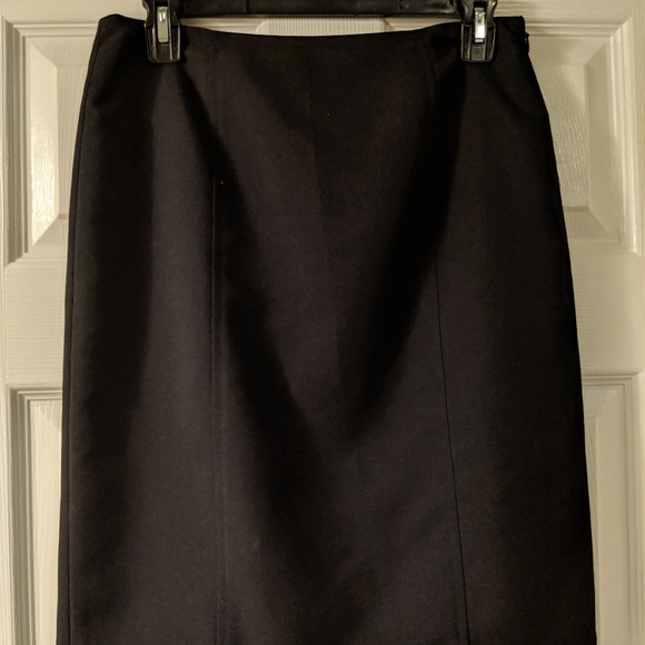 solid black business formal skirt - Picture 1 of 2